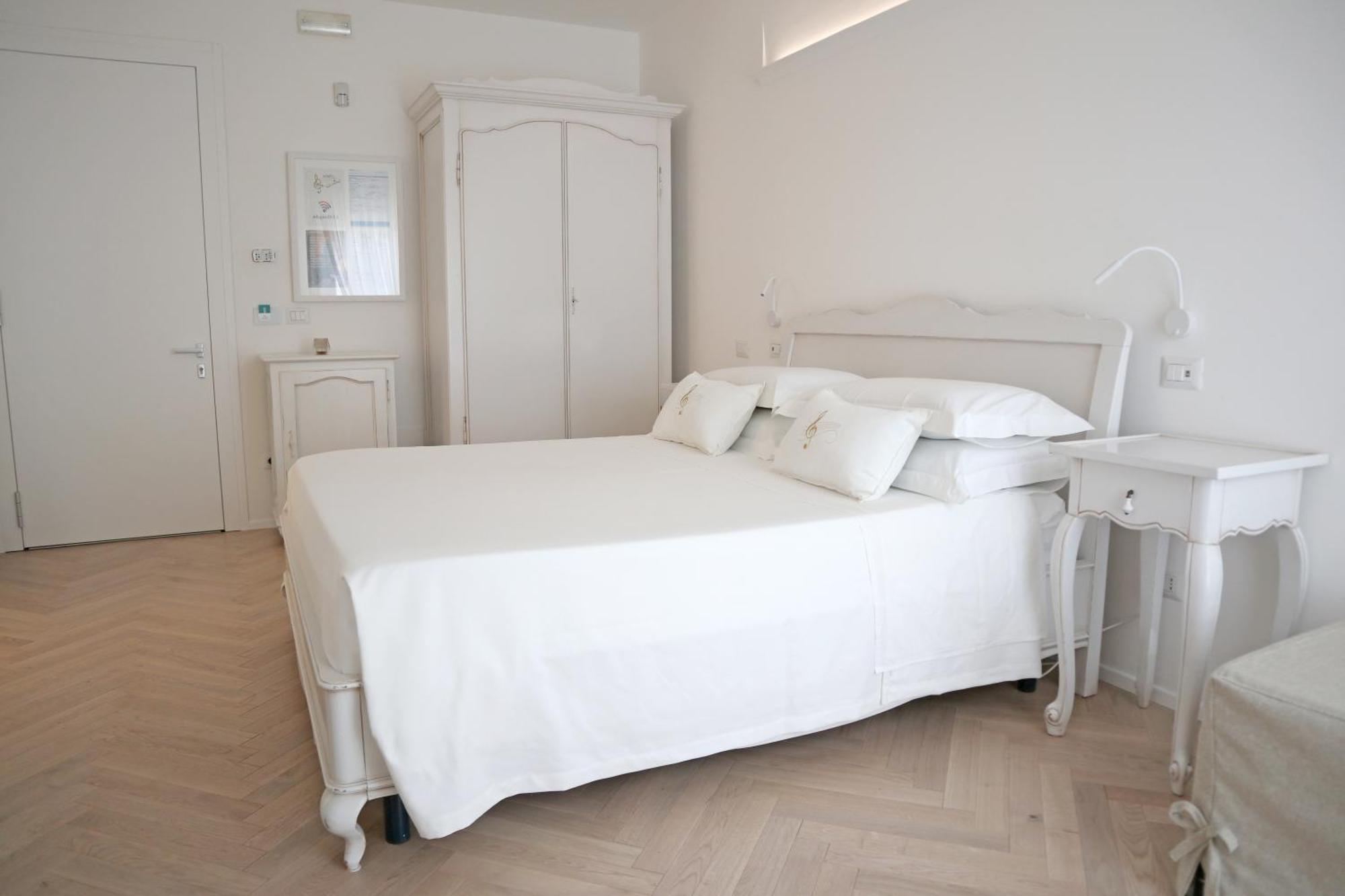 Bed and Breakfast Adagio Salentino Порто-Чезарео Екстер'єр фото
